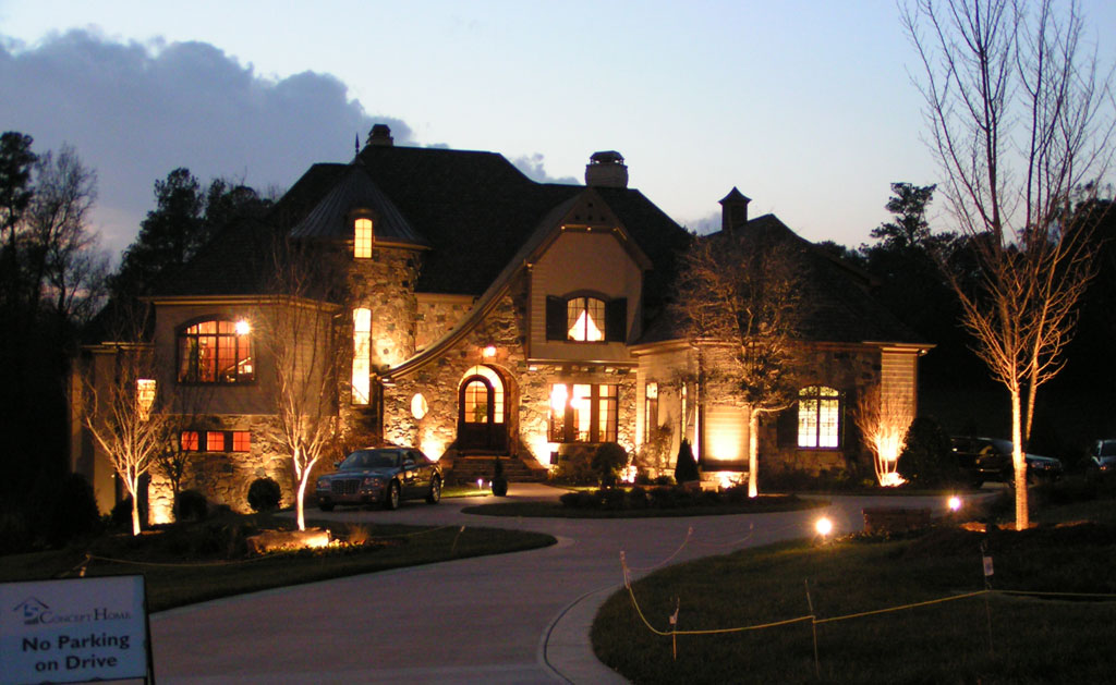 residential low voltage outdoor lighting